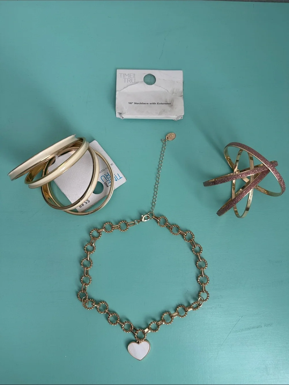 Time and Tru Gold Chain Necklace with White Heart Pendant & matching bangles-new